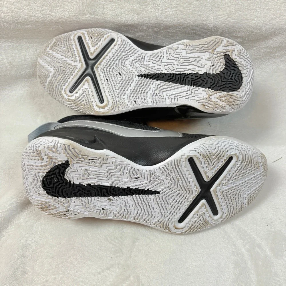 Nike Team Hustle DX SU21‎ Kids 3.5Y Black Silver Good Basketball Sneakers CW6735